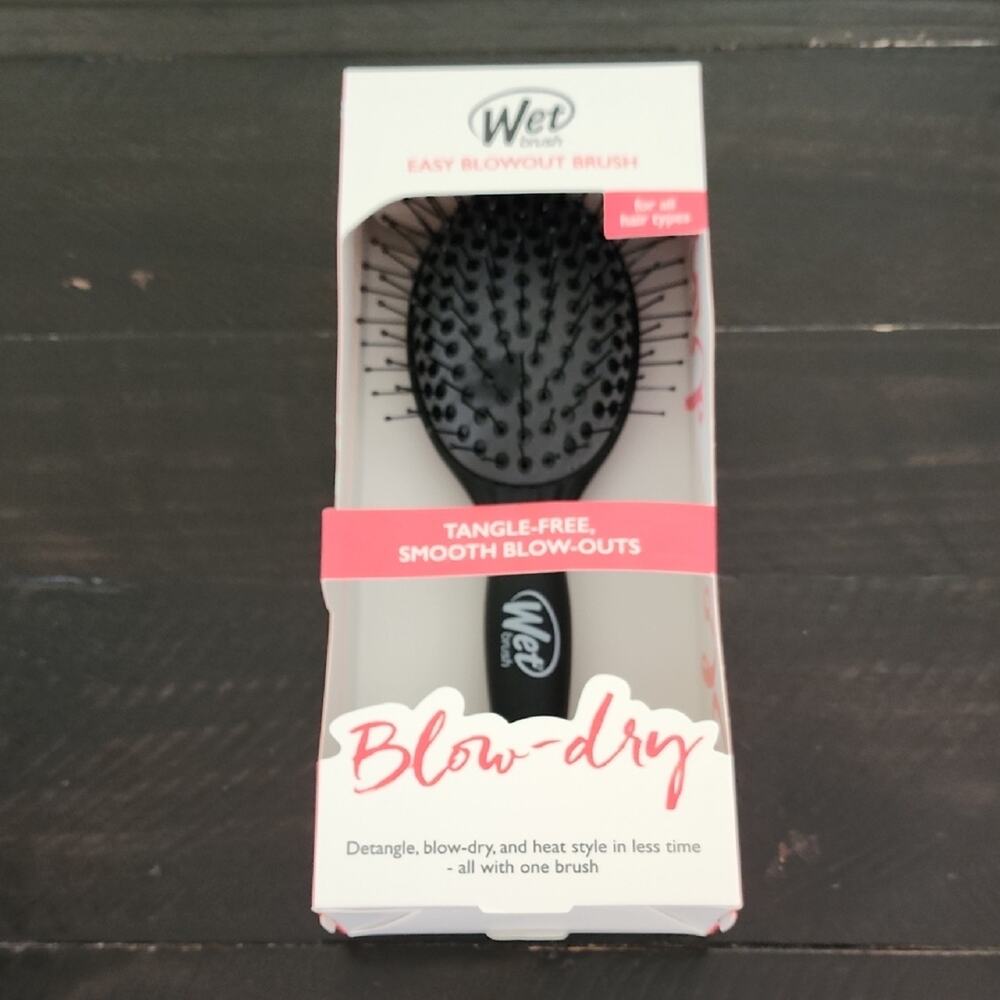 WET BRUSH Easy Blowout Brush Blow Dry Detangle Heat Style Full Size Black